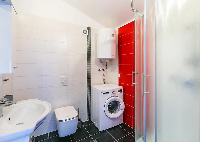 Istriensonne 0146 - Tess Mit Meerblick * Μεντουλίν