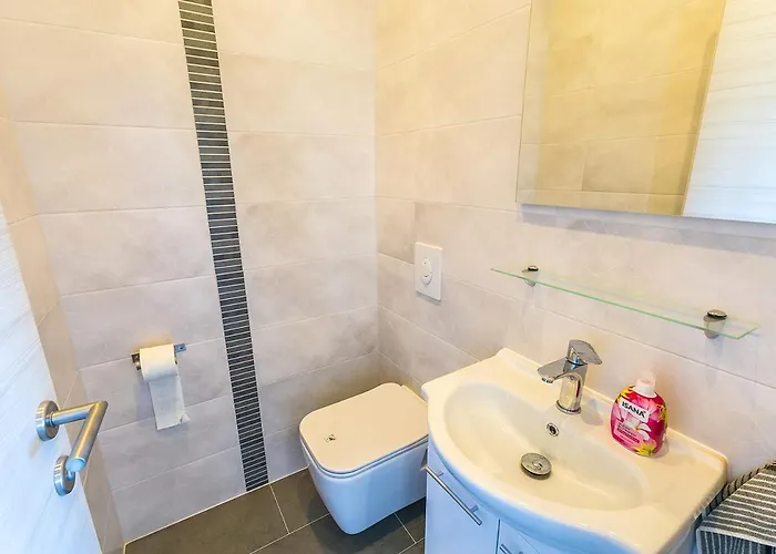 Istriensonne 0146 - Tess Mit Meerblick * Μεντουλίν